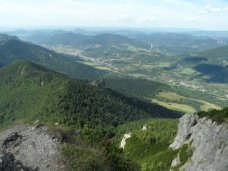 Widok z Malego Rozsutca na pnocny zachd, na Terchov