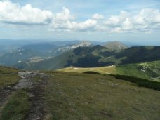 Widok z Vekego Krivnia na pnoc, m.in. na masyw Boboty, Mal Rozsutec, Vek Rozsutec i Stoh