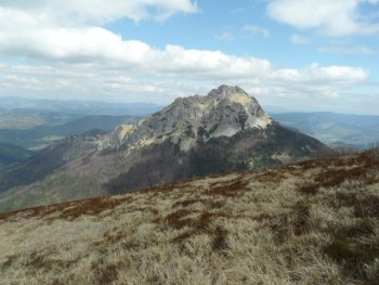 Widok na Vek Rozsutec z zejcia na Stohov sedlo