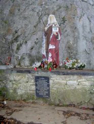 Statua św. Kingi w Zamku "Pieniny"
