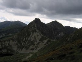 Widok na Rohacze z zejcia z Woowca na Dziuraw Przecz