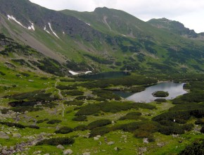 Widok na Kurtkowiec i Zielony Staw z podejcia na Karb