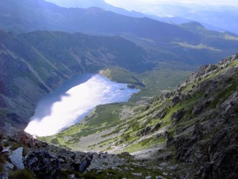 Widok z to znakowanej cieki na Skrajny Granat