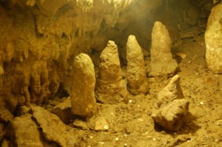 Ciekawe formy skalne w Jaskini Mroźnej