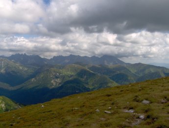 Widok z Maoczniaka na sowackie Tatry Wysokie