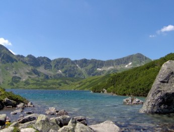 Widok na otoczenie Doliny Piciu Staww Polskich (2)