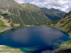 Widok na Czarny Staw pod Rysami z podejcia na Rysy