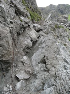 Jedyny na trasie fragment podejcia ubezpieczony acuchami (1)