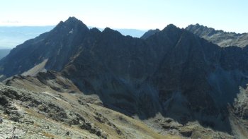 Widok z Koprowego Wierchu na Gra Baszt i Szczyrbski Szczyt