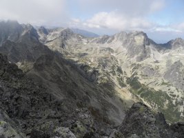 Widok ze Sawkowskiego Szczytu na grne pitro Doliny Starolenej