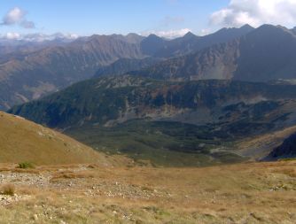 Widok z Brestowej na wschd, na  Tatry Zachodnie