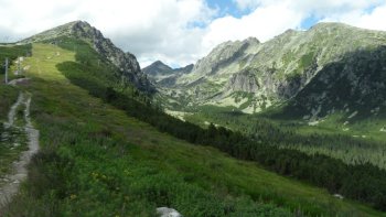 Widok na Dolin Mynick i jej otoczenie 