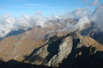 Krajobraz Gr Fogaraskich, w dali wida Vf. Moldoveanu